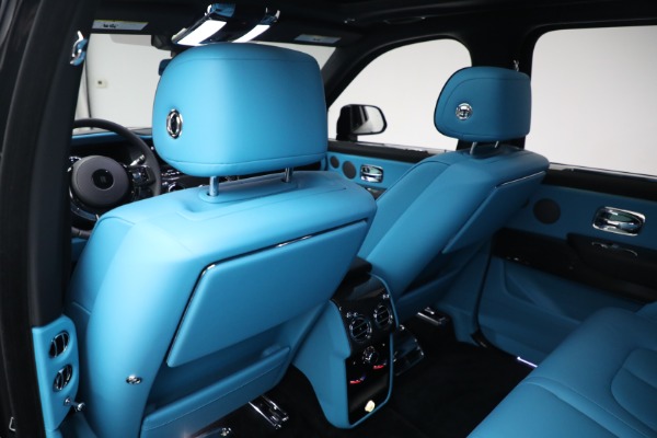 Used 2022 Rolls-Royce Black Badge Cullinan for sale $395,900 at Alfa Romeo of Westport in Westport CT 06880 16