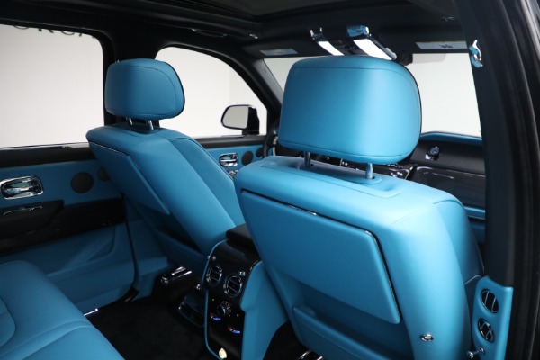 Used 2022 Rolls-Royce Black Badge Cullinan for sale $395,900 at Alfa Romeo of Westport in Westport CT 06880 22