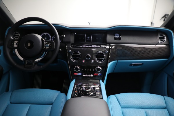 Used 2022 Rolls-Royce Black Badge Cullinan for sale $395,900 at Alfa Romeo of Westport in Westport CT 06880 24
