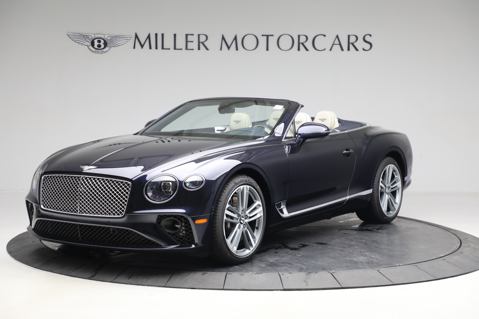 New 2023 Bentley Continental GTC V8 for sale $291,225 at Alfa Romeo of Westport in Westport CT 06880 1
