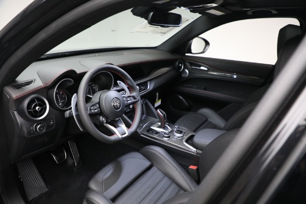 New 2023 Alfa Romeo Stelvio Estrema for sale $63,175 at Alfa Romeo of Westport in Westport CT 06880 13