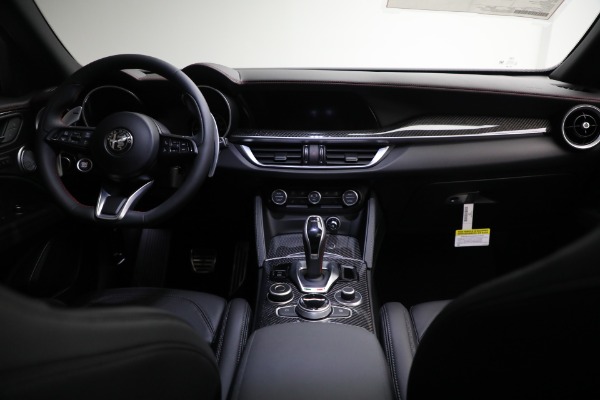 New 2023 Alfa Romeo Stelvio Estrema for sale $63,175 at Alfa Romeo of Westport in Westport CT 06880 16