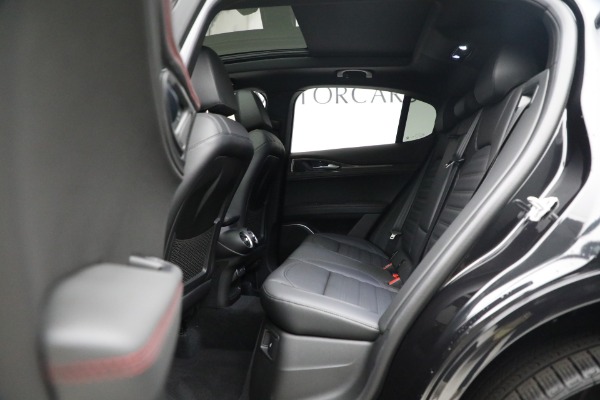 New 2023 Alfa Romeo Stelvio Estrema for sale $63,175 at Alfa Romeo of Westport in Westport CT 06880 18