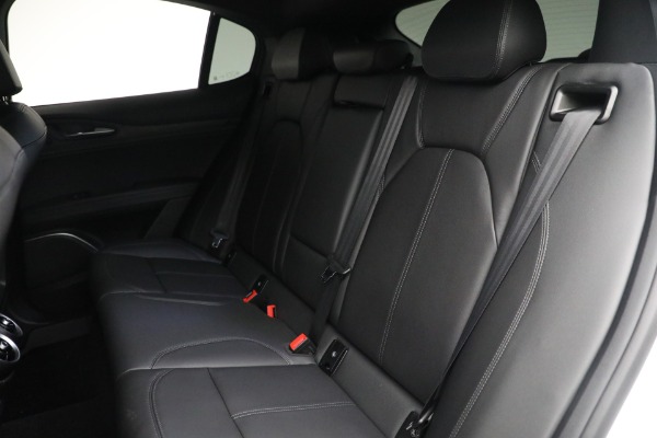 New 2023 Alfa Romeo Stelvio Sprint for sale $51,665 at Alfa Romeo of Westport in Westport CT 06880 18