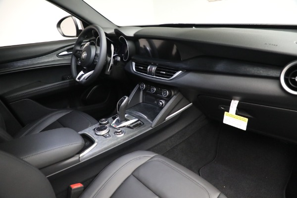 New 2023 Alfa Romeo Stelvio Sprint for sale $51,665 at Alfa Romeo of Westport in Westport CT 06880 22
