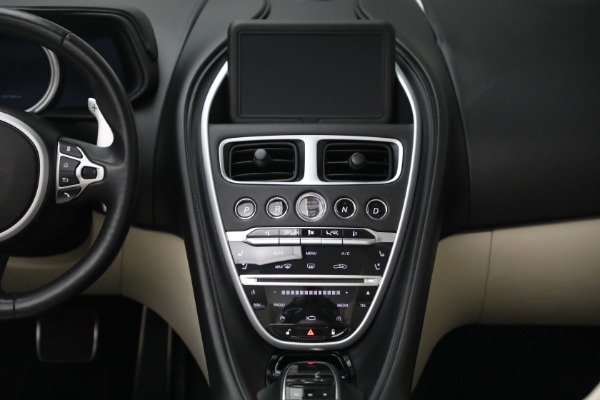 Used 2019 Aston Martin DB11 Volante for sale $145,900 at Alfa Romeo of Westport in Westport CT 06880 28