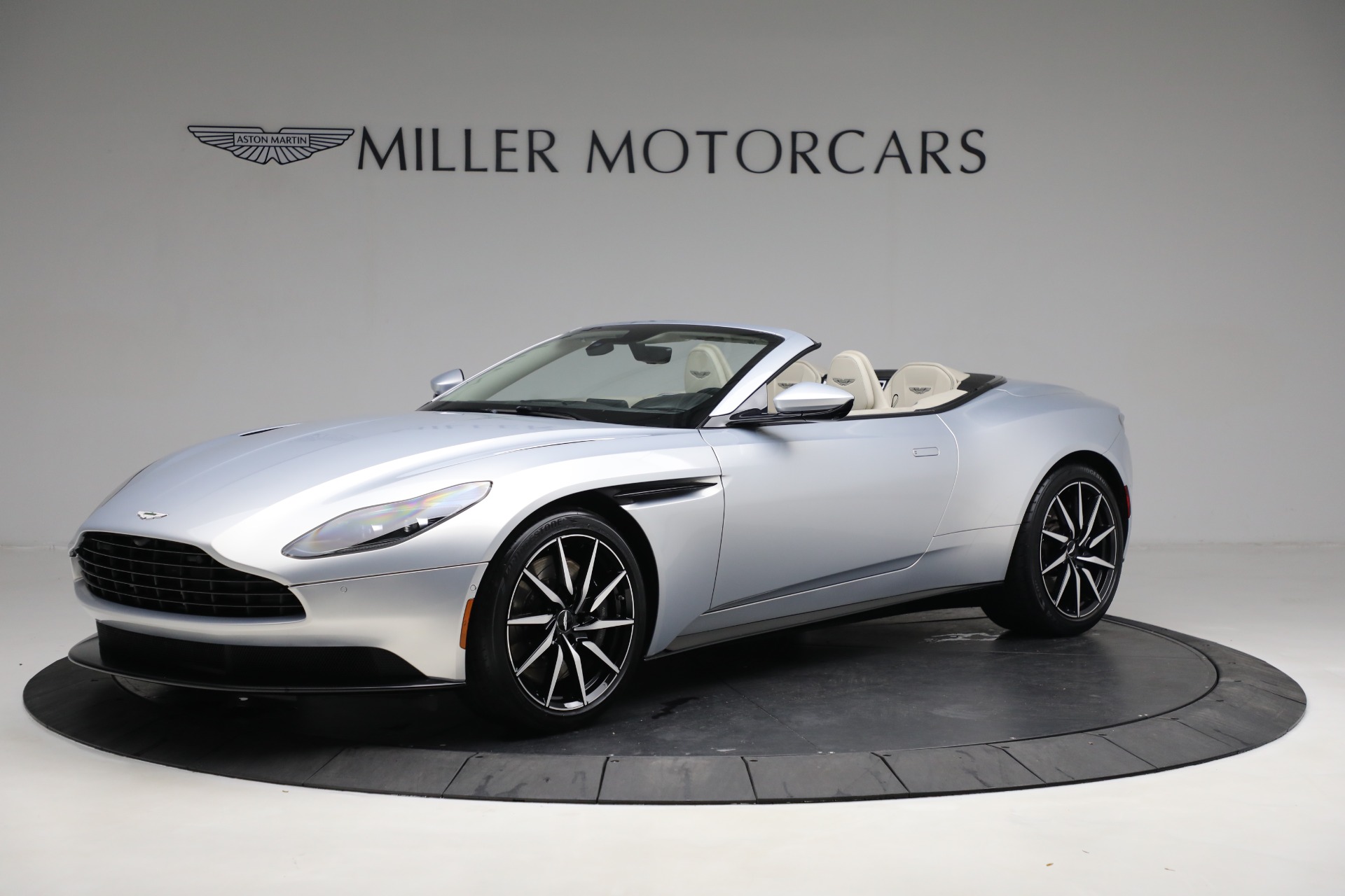 Used 2019 Aston Martin DB11 Volante for sale $145,900 at Alfa Romeo of Westport in Westport CT 06880 1