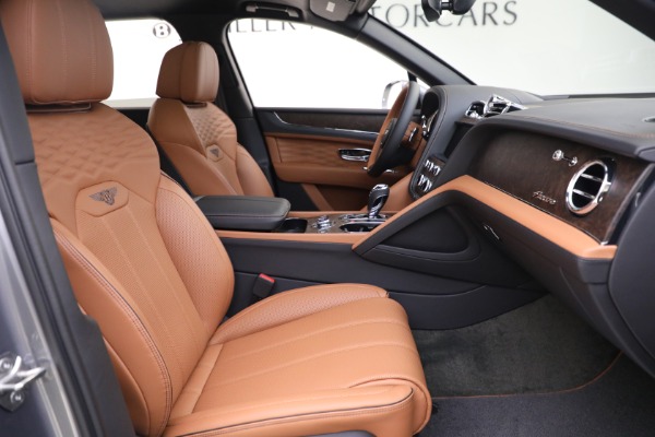 New 2023 Bentley Bentayga EWB Azure V8 for sale $274,655 at Alfa Romeo of Westport in Westport CT 06880 28