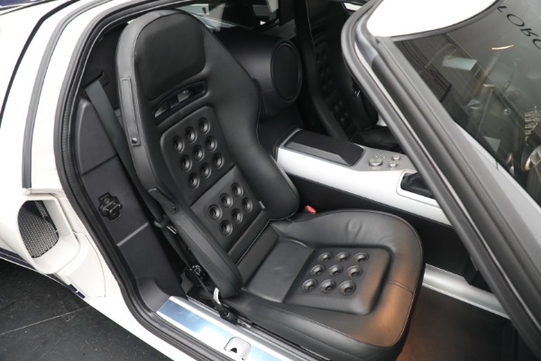 Used 2006 Ford GT for sale $449,900 at Alfa Romeo of Westport in Westport CT 06880 18