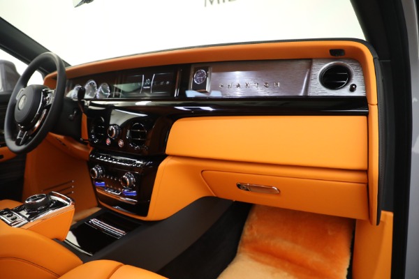 New 2023 Rolls-Royce Phantom EWB for sale Sold at Alfa Romeo of Westport in Westport CT 06880 18