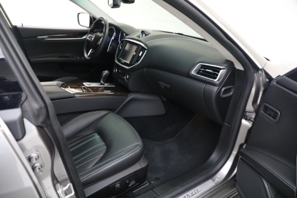 Used 2015 Maserati Ghibli S Q4 for sale $35,900 at Alfa Romeo of Westport in Westport CT 06880 19