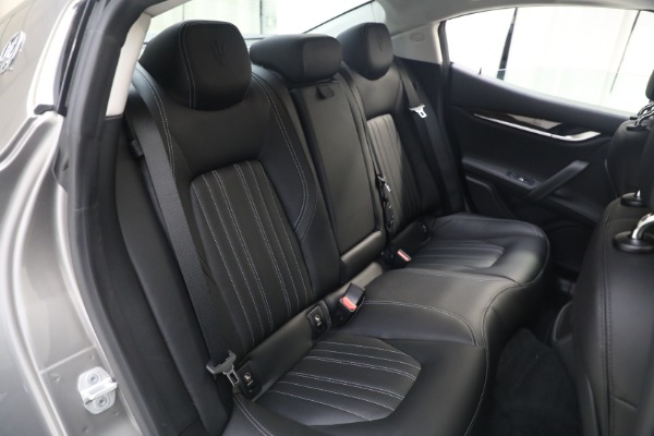Used 2015 Maserati Ghibli S Q4 for sale $35,900 at Alfa Romeo of Westport in Westport CT 06880 24