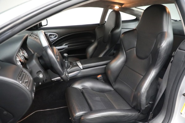 Used 2005 Aston Martin V12 Vanquish S for sale $199,900 at Alfa Romeo of Westport in Westport CT 06880 17