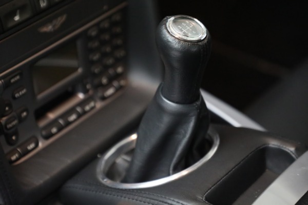 Used 2005 Aston Martin V12 Vanquish S for sale $199,900 at Alfa Romeo of Westport in Westport CT 06880 21