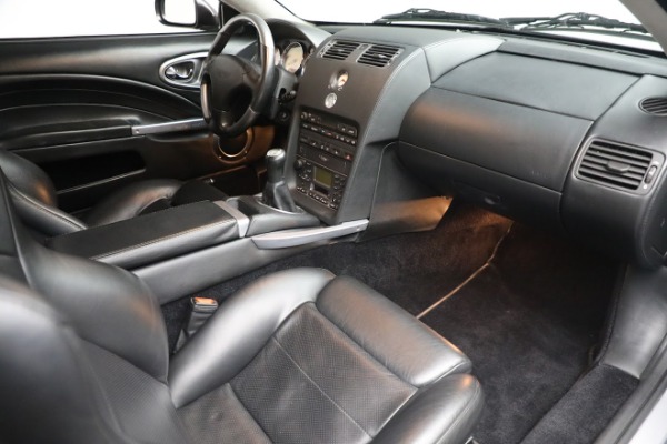 Used 2005 Aston Martin V12 Vanquish S for sale $219,900 at Alfa Romeo of Westport in Westport CT 06880 24