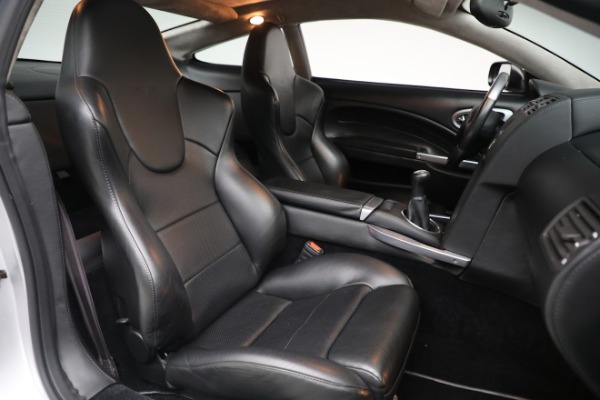 Used 2005 Aston Martin V12 Vanquish S for sale $199,900 at Alfa Romeo of Westport in Westport CT 06880 25