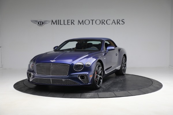 New 2023 Bentley Continental GTC Azure V8 for sale $334,475 at Alfa Romeo of Westport in Westport CT 06880 15