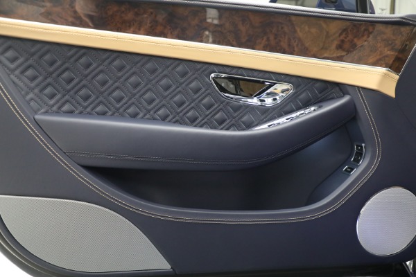 New 2023 Bentley Continental GTC Azure V8 for sale $334,475 at Alfa Romeo of Westport in Westport CT 06880 27
