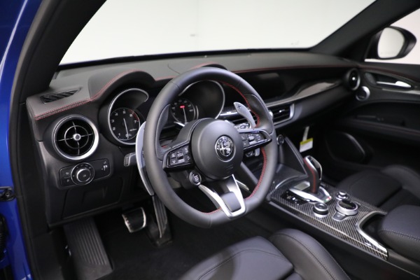 New 2023 Alfa Romeo Stelvio Estrema for sale $63,625 at Alfa Romeo of Westport in Westport CT 06880 14