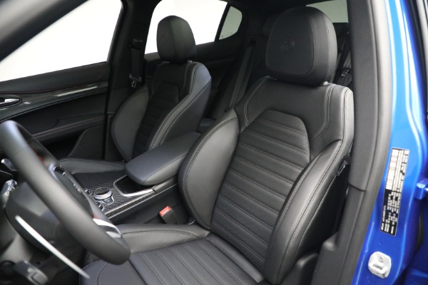 New 2023 Alfa Romeo Stelvio Estrema for sale $63,625 at Alfa Romeo of Westport in Westport CT 06880 15