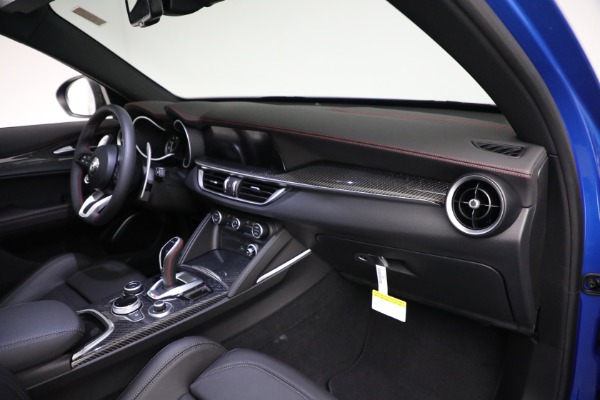 New 2023 Alfa Romeo Stelvio Estrema for sale $63,625 at Alfa Romeo of Westport in Westport CT 06880 17