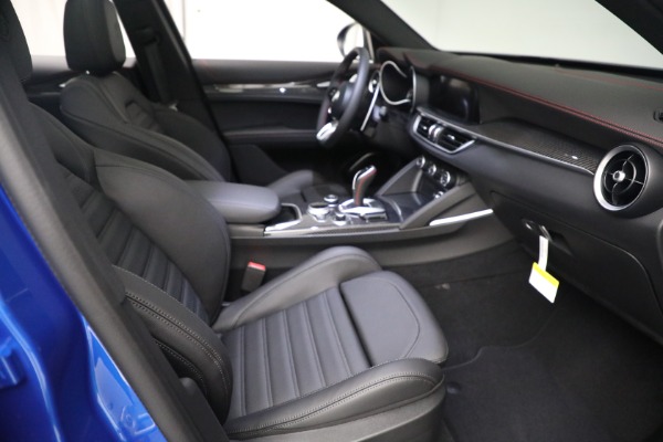 New 2023 Alfa Romeo Stelvio Estrema for sale $63,625 at Alfa Romeo of Westport in Westport CT 06880 18