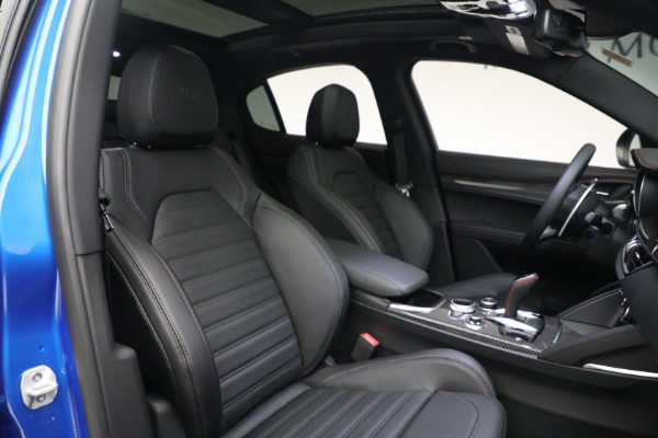 New 2023 Alfa Romeo Stelvio Estrema for sale $63,625 at Alfa Romeo of Westport in Westport CT 06880 19