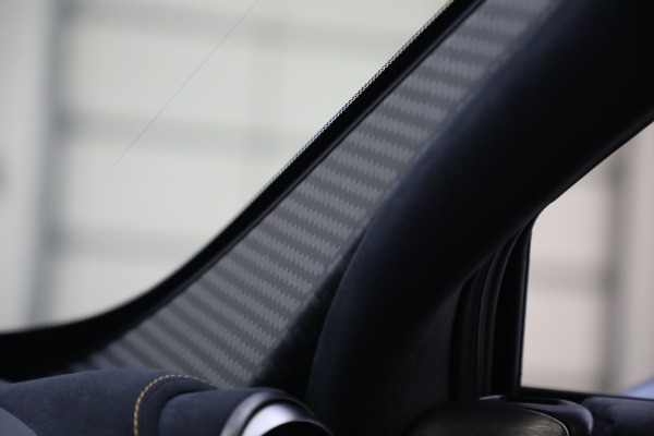 Used 2018 McLaren 720S Performance for sale $289,900 at Alfa Romeo of Westport in Westport CT 06880 26