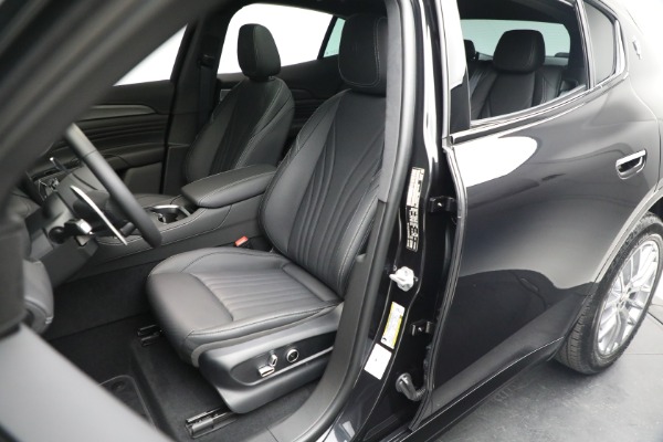New 2023 Maserati Grecale GT for sale $73,797 at Alfa Romeo of Westport in Westport CT 06880 15
