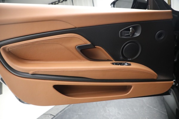 New 2023 Aston Martin DBS Superleggera for sale $417,716 at Alfa Romeo of Westport in Westport CT 06880 21