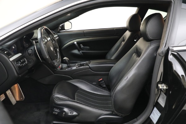 Used 2010 Maserati GranTurismo S Automatic for sale Sold at Alfa Romeo of Westport in Westport CT 06880 15