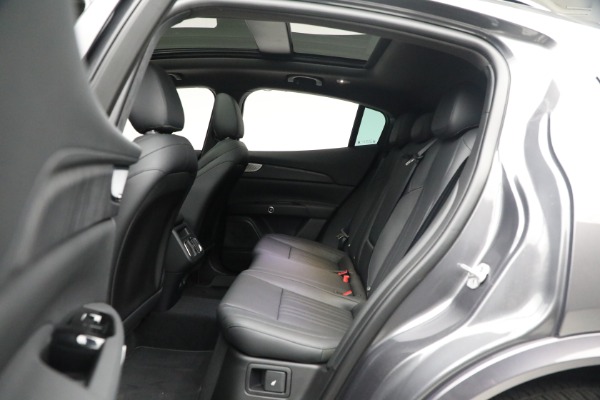 New 2023 Maserati Grecale Modena for sale $76,195 at Alfa Romeo of Westport in Westport CT 06880 16