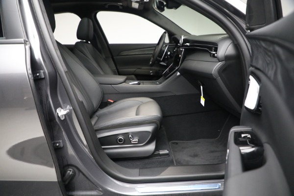 New 2023 Maserati Grecale Modena for sale $76,195 at Alfa Romeo of Westport in Westport CT 06880 17