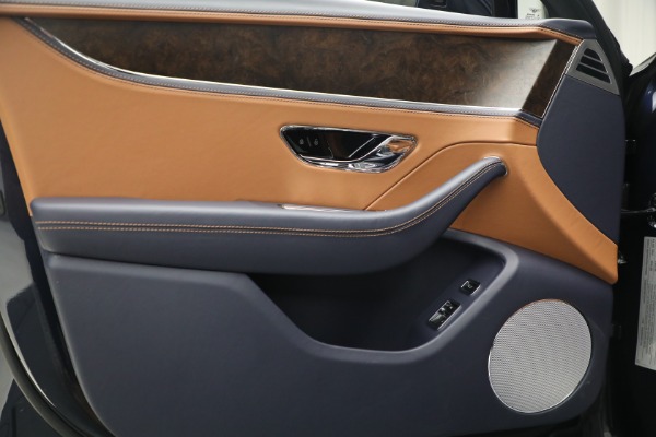 New 2023 Bentley Flying Spur V8 for sale $239,555 at Alfa Romeo of Westport in Westport CT 06880 18