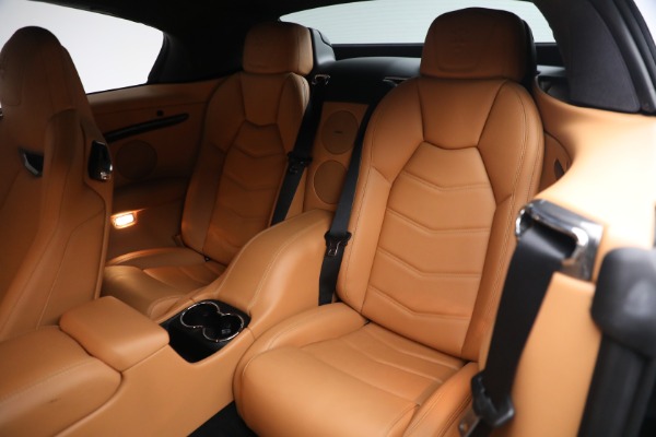 Used 2016 Maserati GranTurismo Sport for sale $75,900 at Alfa Romeo of Westport in Westport CT 06880 20