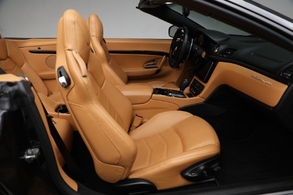 Used 2016 Maserati GranTurismo Sport for sale $75,900 at Alfa Romeo of Westport in Westport CT 06880 21