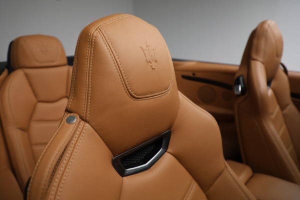 Used 2016 Maserati GranTurismo Sport for sale $75,900 at Alfa Romeo of Westport in Westport CT 06880 25
