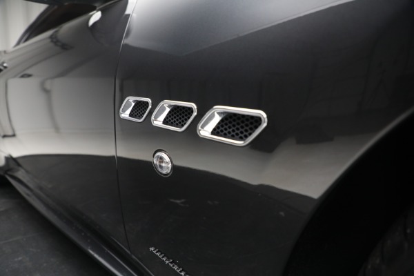 Used 2016 Maserati GranTurismo Sport for sale $75,900 at Alfa Romeo of Westport in Westport CT 06880 27