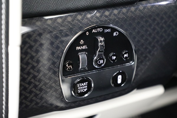 Used 2022 Rolls-Royce Black Badge Cullinan for sale $399,900 at Alfa Romeo of Westport in Westport CT 06880 17