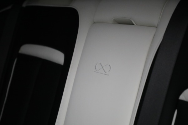 Used 2022 Rolls-Royce Black Badge Cullinan for sale $399,900 at Alfa Romeo of Westport in Westport CT 06880 22