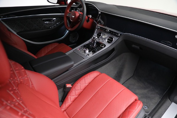 Used 2022 Bentley Continental Mulliner for sale $269,800 at Alfa Romeo of Westport in Westport CT 06880 27