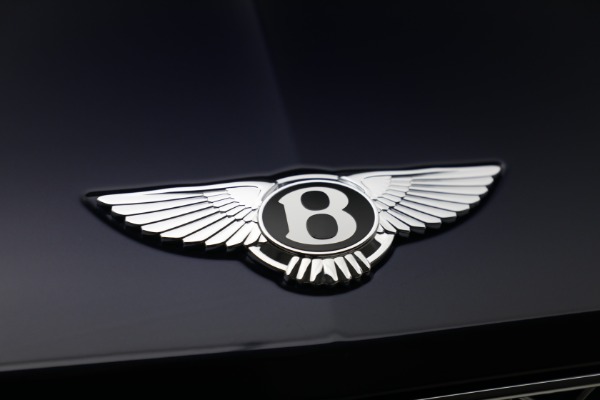New 2023 Bentley Bentayga V8 for sale $233,825 at Alfa Romeo of Westport in Westport CT 06880 17