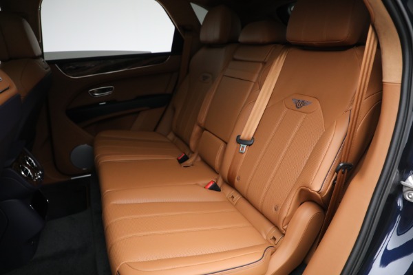 New 2023 Bentley Bentayga V8 for sale $233,825 at Alfa Romeo of Westport in Westport CT 06880 25