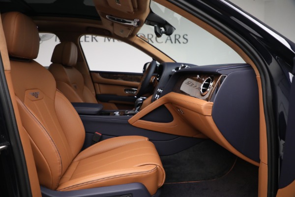 New 2023 Bentley Bentayga V8 for sale $233,825 at Alfa Romeo of Westport in Westport CT 06880 28