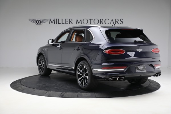 New 2023 Bentley Bentayga V8 for sale $233,825 at Alfa Romeo of Westport in Westport CT 06880 6