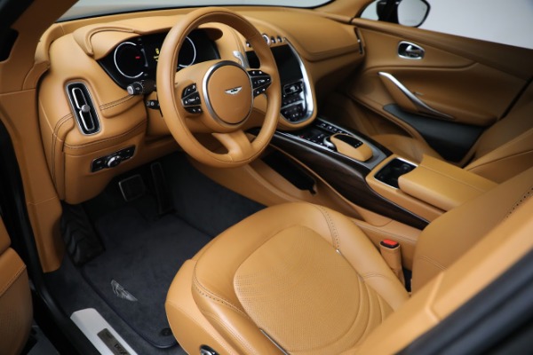 Used 2022 Aston Martin DBX for sale Sold at Alfa Romeo of Westport in Westport CT 06880 13