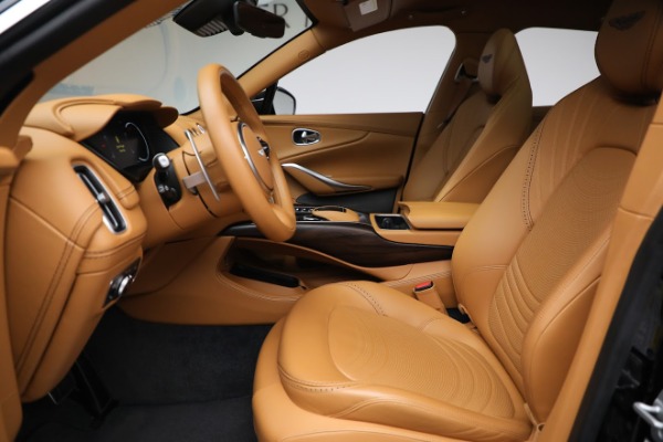 Used 2022 Aston Martin DBX for sale $169,900 at Alfa Romeo of Westport in Westport CT 06880 14