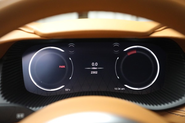 Used 2022 Aston Martin DBX for sale $169,900 at Alfa Romeo of Westport in Westport CT 06880 19