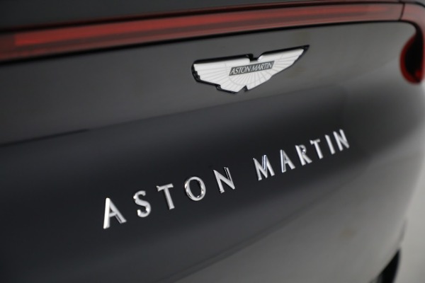 Used 2022 Aston Martin DBX for sale $169,900 at Alfa Romeo of Westport in Westport CT 06880 28