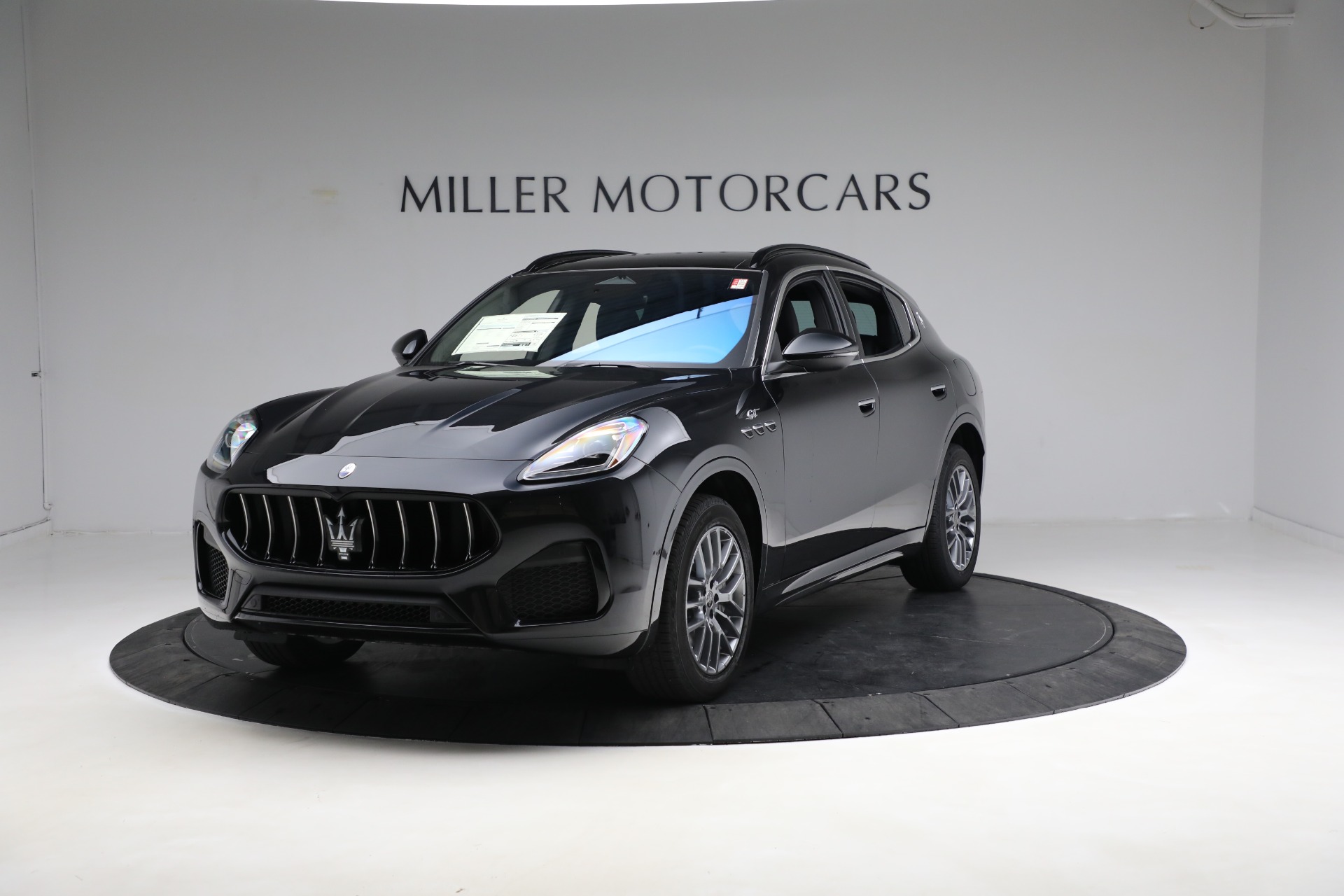 New 2023 Maserati Grecale GT for sale $70,347 at Alfa Romeo of Westport in Westport CT 06880 1